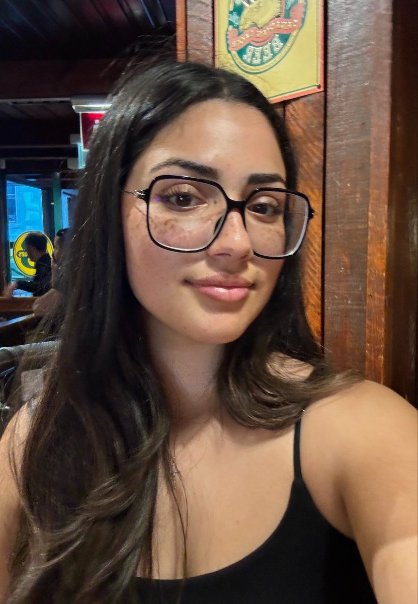 ℒ𝓊 tweet media
