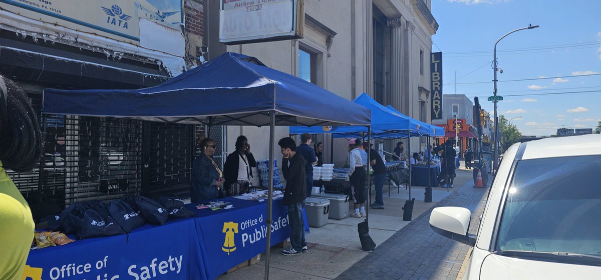 PPD35Dist's tweet photo. The 35th Dist.  participated in the Community Resource Fair in Olney, organized by the Office of Public Safety, which brought together community members, organizations, and service providers to offer valuable resources and support. We appreciate Joelle Anderson and her team. https://t.co/kCDVm7WrNW