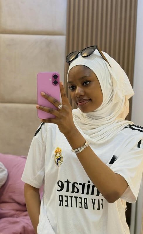 FADILAH🤎♥️ tweet media