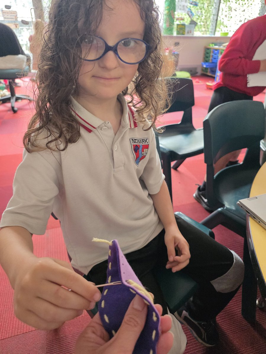 MrsLow98's tweet photo. We enjoyed learning how to sew today as part of our creativity project! We can't wait until we complete it with our @P1aNewarkPS friends! https://t.co/shYRO4mSq1