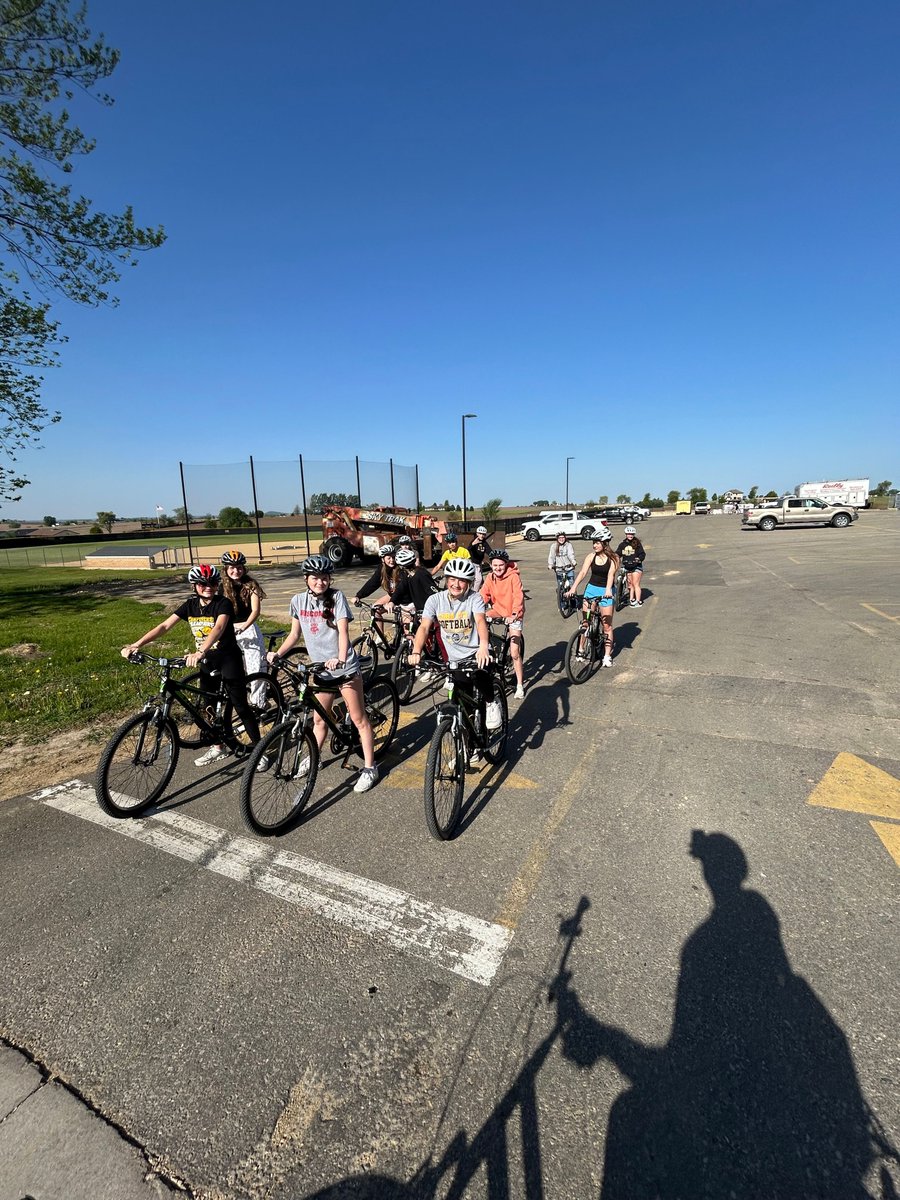 goCubans's tweet photo. Students in PE classes enjoyed some time on the bikes at the beginning of May. They spent the first couple of days learning hand signals and rules of the road, and then they finished up the week by taking a ride to Splinter Park. 

#gocubans https://t.co/XEjIkSad5G