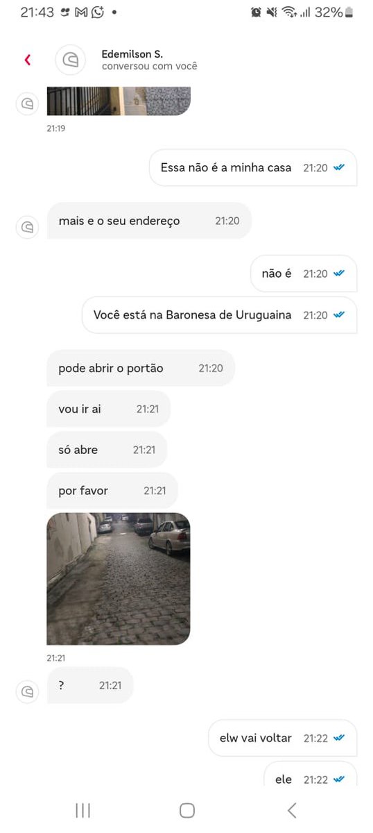 Ana tweet media