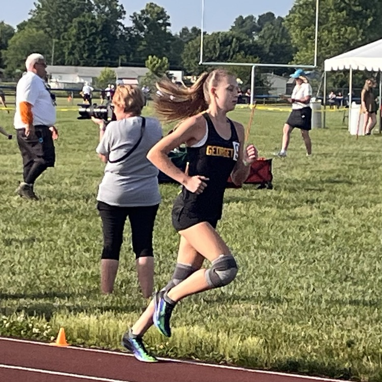Gtown_Athletics's tweet photo. STATE BOUND 🖤💛🏃🏼‍♀️

Allie Tolle is headed to the OHSAA State Track Meet in the 1600m! She ran a blazing 5:15.53, smashing her previous PB by 2.53 seconds and setting another school record! We’re proud of you, Allie! ⚫️🟡

🗓️June 4th-3200m 2:55 PM
🗓️June 5th-1600m 2:35 PM https://t.co/8mxaiExrxd