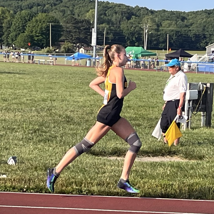 Gtown_Athletics's tweet photo. STATE BOUND 🖤💛🏃🏼‍♀️

Allie Tolle is headed to the OHSAA State Track Meet in the 1600m! She ran a blazing 5:15.53, smashing her previous PB by 2.53 seconds and setting another school record! We’re proud of you, Allie! ⚫️🟡

🗓️June 4th-3200m 2:55 PM
🗓️June 5th-1600m 2:35 PM https://t.co/8mxaiExrxd