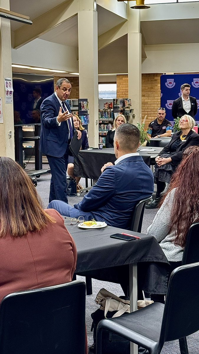 dizdarm's tweet photo. Honoured to attend the launch of the @nswaecg Healthy Culture, Healthy Country professional learning program that offers invaluable insights to deepen Cultural understanding for our schools. Thank you Sarah Redfern HS for hosting. https://t.co/DfYkgJQZNP