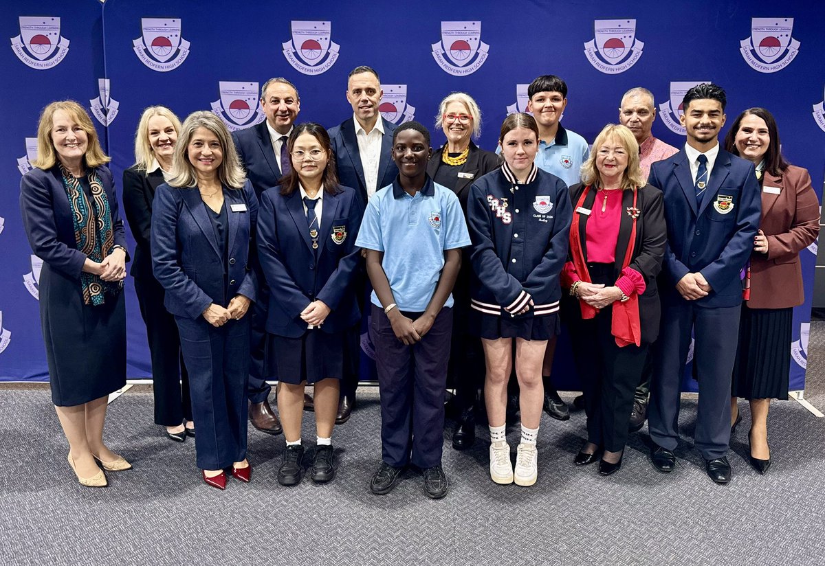 dizdarm's tweet photo. Honoured to attend the launch of the @nswaecg Healthy Culture, Healthy Country professional learning program that offers invaluable insights to deepen Cultural understanding for our schools. Thank you Sarah Redfern HS for hosting. https://t.co/DfYkgJQZNP