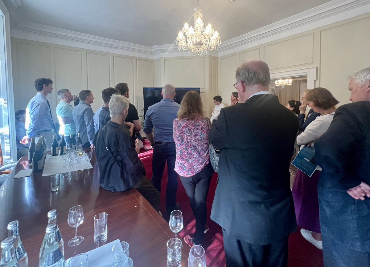 BCIrishStudies's tweet photo. Professor Joe Nugent successfully launched JoyceWays at #BCIreland. 

JoyceWays is not just a map. It is a time machine. An augmented reality layer of literature over the streets of Dublin.

There are more launches to come in Paris and in Krakow. 

https://t.co/ALXDtFbrZV https://t.co/kgKOtXdmqH