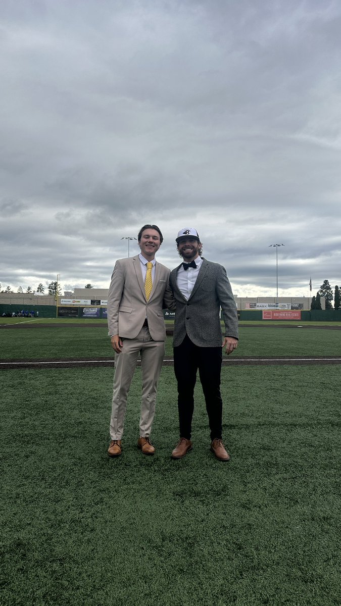 _AidanONeill's tweet photo. 🫎 x 🛶

Come join @baseballbatbros Will Taylor and myself at 6:35 PM!

https://t.co/K51jJlM25Y https://t.co/a15fohqjDf