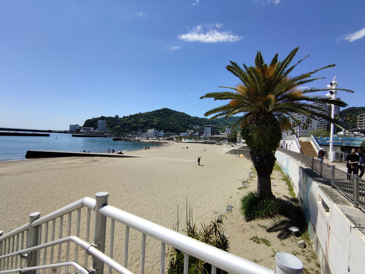 world_tomy's tweet photo. 熱海に来た https://t.co/RdCb0tCaQq