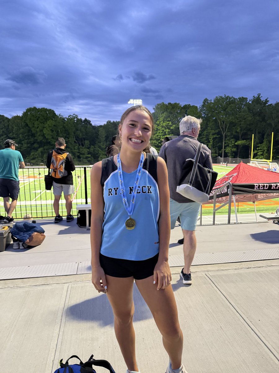 RNHSXCTF's tweet photo. Nice performances at Sectionals today at Pawling with some great PRs! Special shoutout to junior captain Nina Vienne for winning the girls 100m and becoming Section Champ for Class C in that event! #RNTF @RNHSathletics @ryeneckschools https://t.co/Yay1NyLPm2