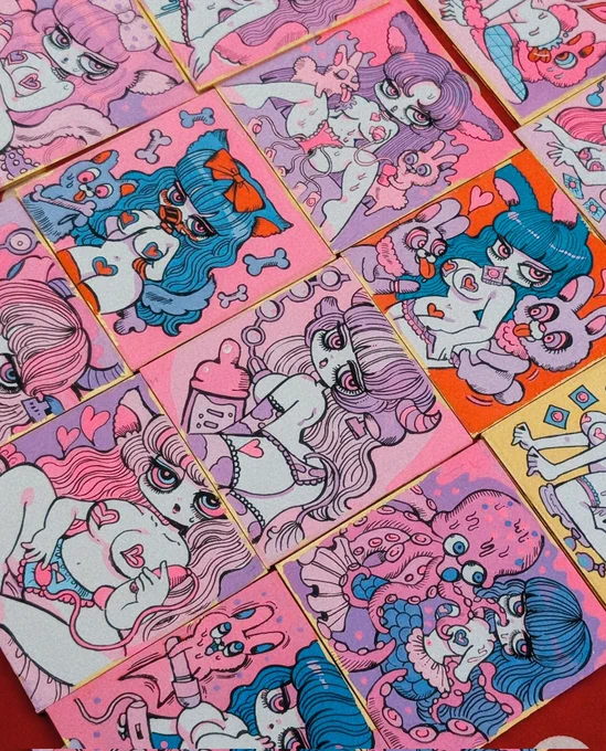 エッチなミニ原画たくさん描きましたやっぱりアナログも楽しい。 明日のフェチフェスで販売します。 是非遊びにきてね〜!