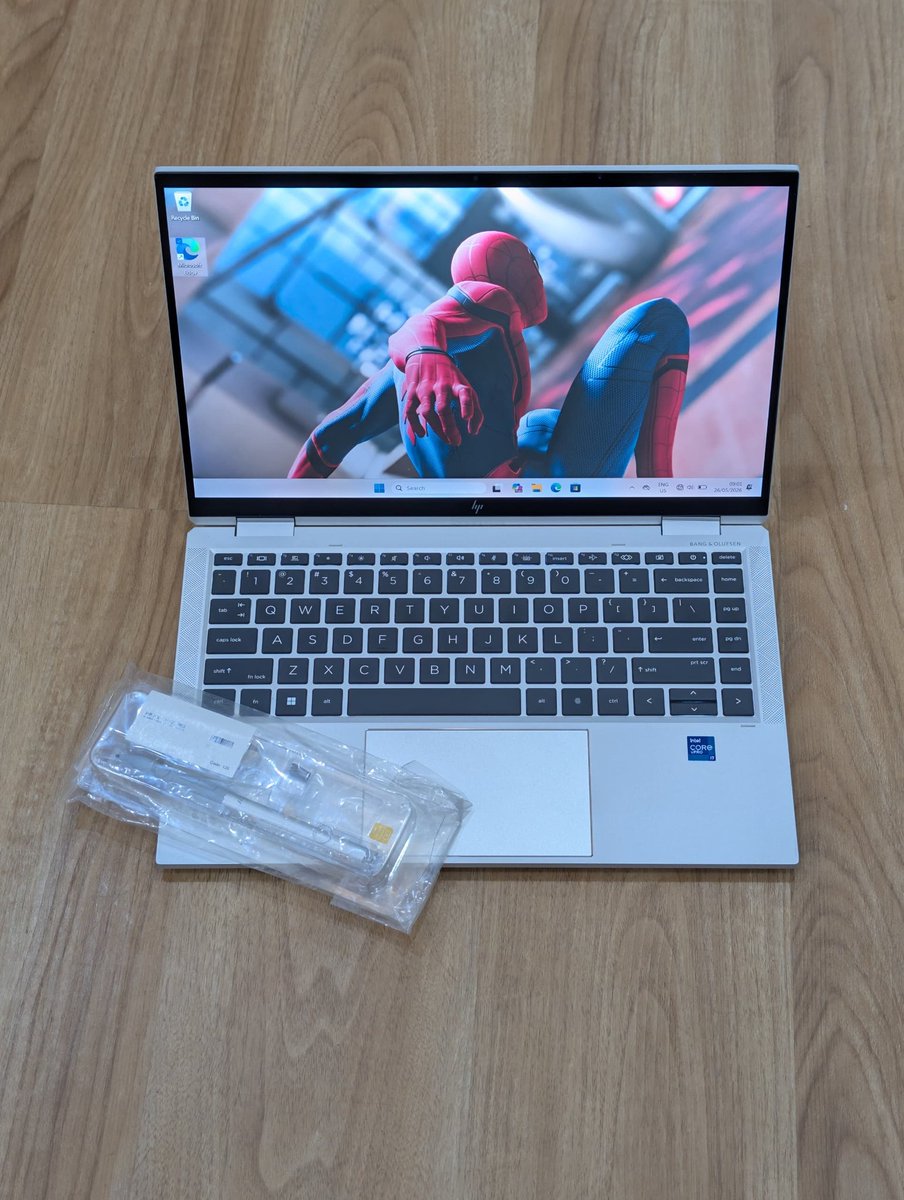 Tall_Man_Ricky's tweet photo. HP Elitebook x360 1040 G8*
14" 2-in-1 FHD Touchscreen Display 
Intel i7-11th Gen 
*32GB RAM* | 512GB SSD
Backlit Keyboard  
Fingerprint Scanner 
Face ID Authentication 
HP Stylus Pen(Brand New)
Laptop, Charger, &amp; Pen
N870K https://t.co/WNJWtxv7Eo