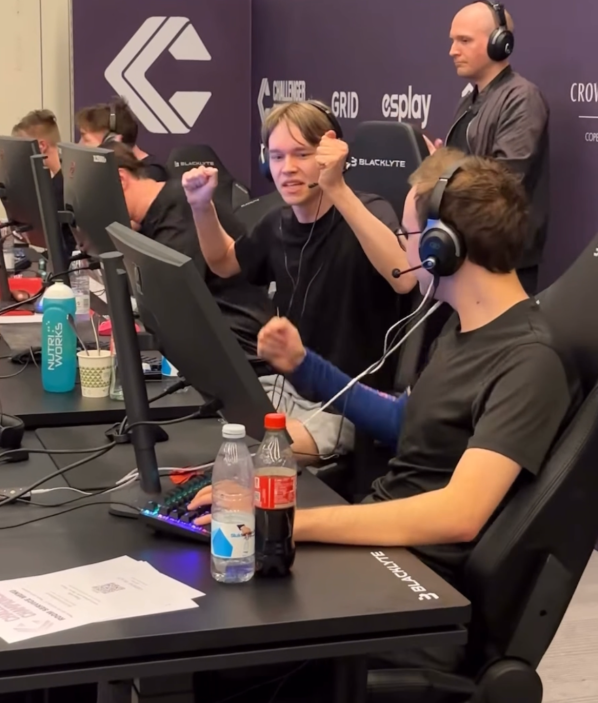 Eternal21_cs's tweet photo. Last weekend we played PCC #8 tournament in Denmark. We manage to hit our minimum goal by small margin, but the experience and lessons we gained made the trip worthwhile. Thank you @pccchampionship  for having us! https://t.co/8IQCPjYoDG