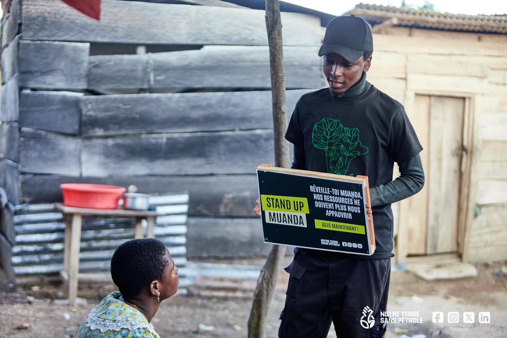 BlessingMuhiwa's tweet photo. Des sols empoisonnés ne peuvent pas nourrir un continent
Votre humble Ambassadeur #BlessingDrc.
@terresanspetrol, @XR_BSE
, @SomaMediaLab , @DEC_Organisatio https://t.co/E0gWyu4ubb
