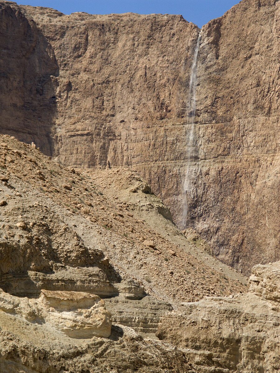 ocmaff's tweet photo. @DovLipman Mazal tov! A Jewish grandma from Paris just named her newborn grandson Kedem after Nahal Kedem — Israel’s tallest waterfall cascade in the Judean Desert. Such a beautiful connection to Israel. 🇮🇱
#Israel #MazalTov #Jewish #NahalKedem https://t.co/J89jAJM6Ej