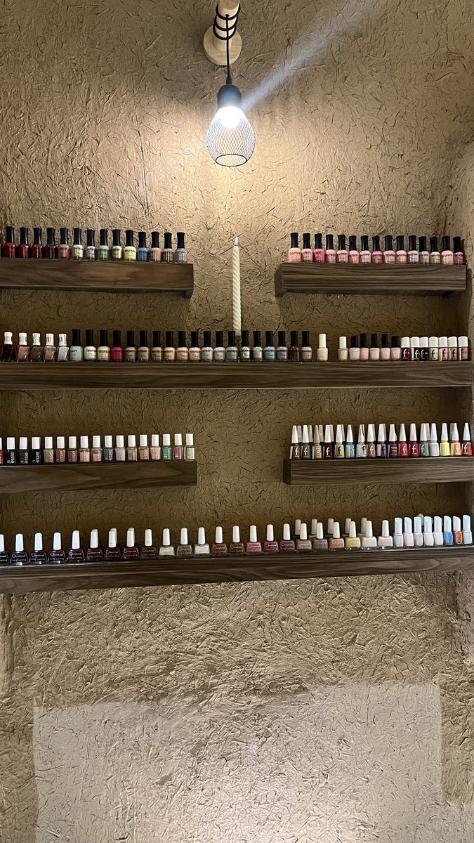 aabb722's tweet photo. spoiled girl 💅🏻 https://t.co/T7ptt9qgOc