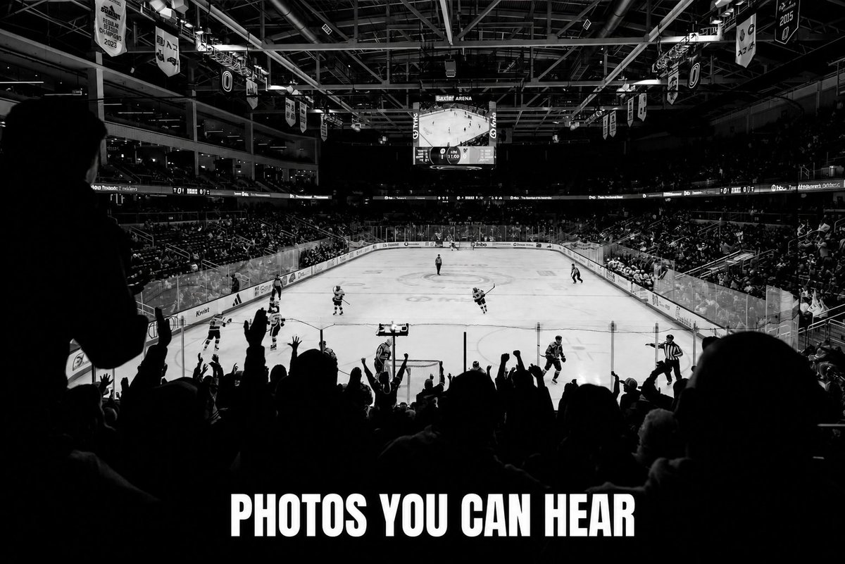 OmahaHKY's tweet photo. Baxter Arena at full volume 🔊

#ForThe402 https://t.co/bH3mbw1nGU
