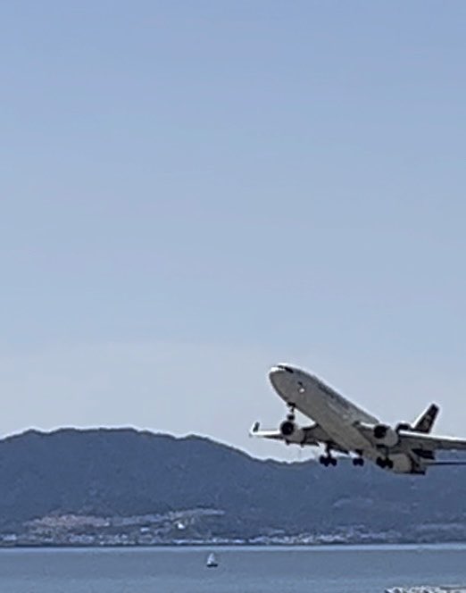 10000M上空 tweet media