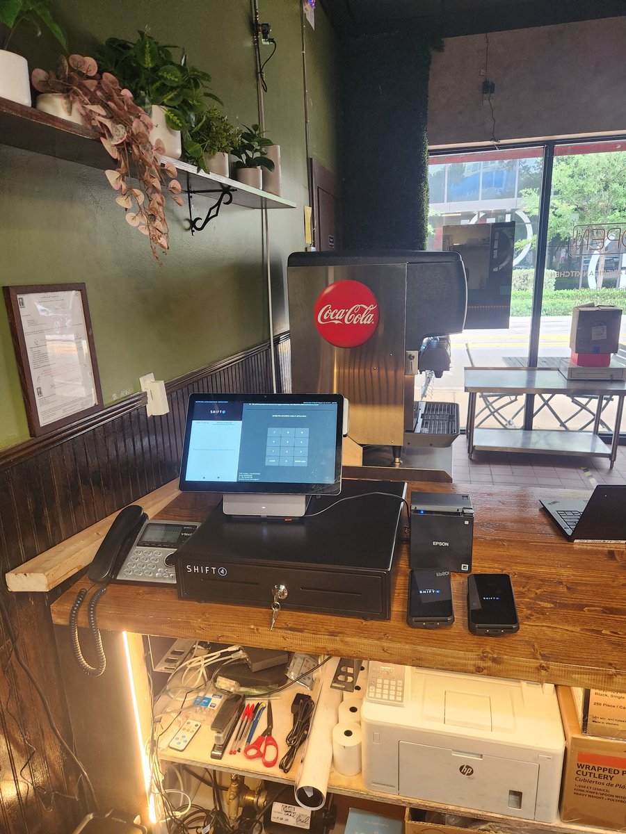 LucoP_Skytab's tweet photo. Let's Welcome BANYAN GRILL LATIN &amp; ASIAN FUSION to the shift4 family, Today we install the new POS, the customer loved it @Shift4 https://t.co/XvVOkuZ25M