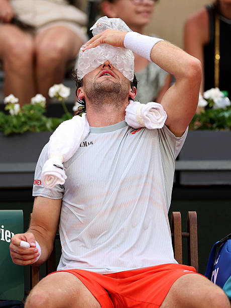christophclarey's tweet photo. Another gutsy marathon victory for Casper Ruud and another bitter one to take for American Tommy Paul, who had two match points in the 4th set and then some big chances in the end, losing 5 straight points from 40-0 in the final game.

Ruud prevails:   4-6 6-7 (4) 6-4 7-6 (4) 7-5. And will face 19-year-old Brazilian Joao Fonseca in R4 of this wild and crazy #FrenchOpen

Lord knows it hasn't been easy

#getty #rolandgarros
