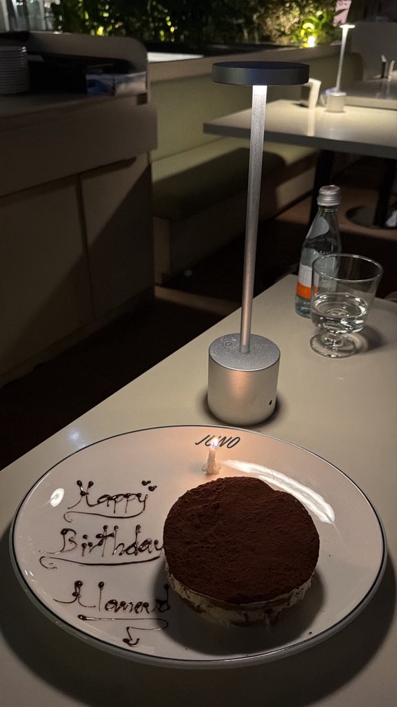 arnvp's tweet photo. Friday night❤️ https://t.co/7bQTdqkTca
