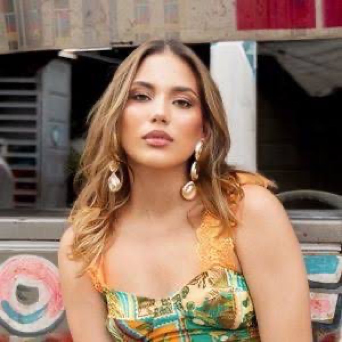 Opinologoos's tweet photo. El triunfo de Alejandro hoy, también va por ti reina. CELÉBRALO 🦊🧡

ALEJANDRO GANADOR 

#LaCasaDeLosFamososCol
#LaCasaDeLosFamososCol3
 #LCDLF3 #TeamZorroViejo #AlejoGanador #ZorrosMorados
#PandillaGateX #NoTeInforma https://t.co/E4uDuqJwDT