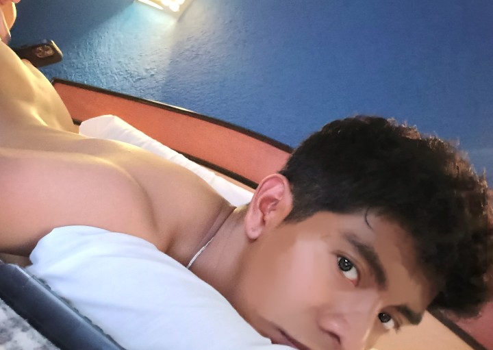 JesusBlue10's tweet photo. La neta se me miran bien perras preñables mis nalguitas, me mama dormirme desnudo con el culito parado puesto para recibir leche o leches.
@TwinksEdoMex @GaySexGang @Sextopiso_mx @EncuentroGayMty https://t.co/9otacDJXBD
