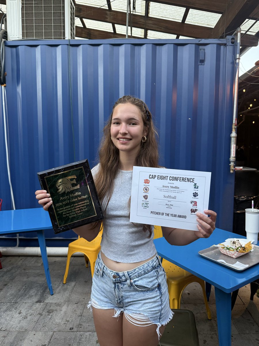 AveryModlin2027's tweet photo. One last post to wrap up my junior season. I was honored to be named the Cap-8 Conference Pitcher of the Year as well as the Enloe Team MVP at our end of season banquet. I was also named to the Cap-8 1st Team Conference and Academic All Conference teams. 

Come see me in a few weekends at the DC Fastpitch Diamond Classic Showcase in Tyger River, SC.  

@rebellioncoll