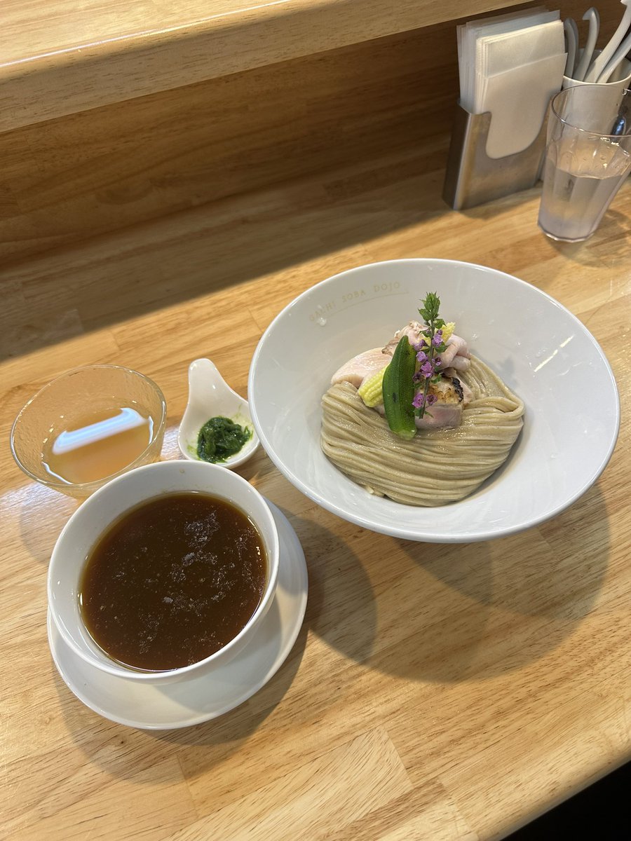 まどりー tweet media