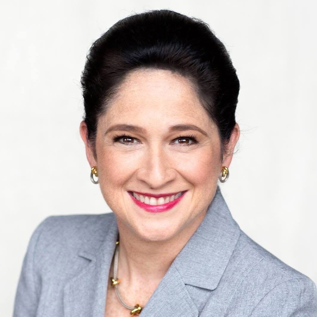 FrankCalabrese's tweet photo. Illinois Comptroller Susana Mendoza is making a special announcement Wednesday morning in Chicago. https://t.co/RTo1vlWrdd