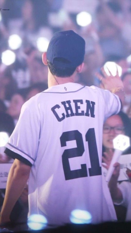jongdae0nlyfans's tweet photo. both of us in jerseys https://t.co/kMSZSGpk2B