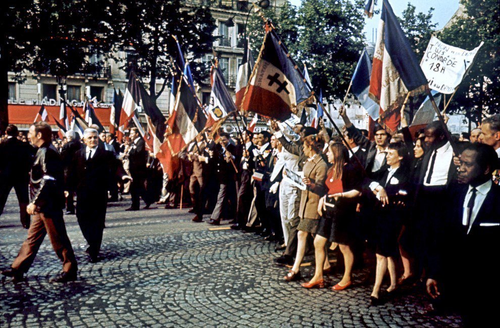 GrayConnolly's tweet photo. Good morning all &amp; OTD in 1968, French President Charles de Gaulle, amid the May riots, dissolved the National Assembly, ordered new elections &amp; threatened to institute a State of Emergency if protesters did not return to work. Gaullists rallied in Paris in support of the General https://t.co/4bc2oohK1R