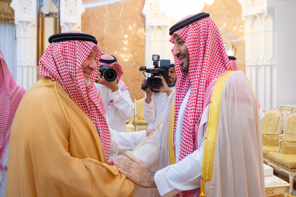 خالد بن طلال بن عبد العزيز ( أبو الوليد ) tweet media