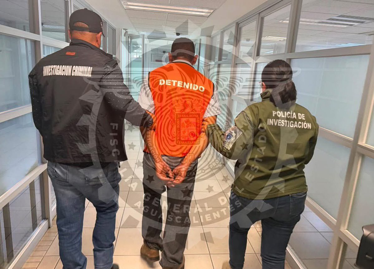 Area_Informa's tweet photo. #PorFin llega la justicia para la 🐕 perita manchas quien fue asesinada en el mercado Poniente en #Fresnillo Zacatecas. “el chino” fue detenido en Aguascalientes 

https://t.co/izXuhMm4Nh https://t.co/kggRyAqUS7