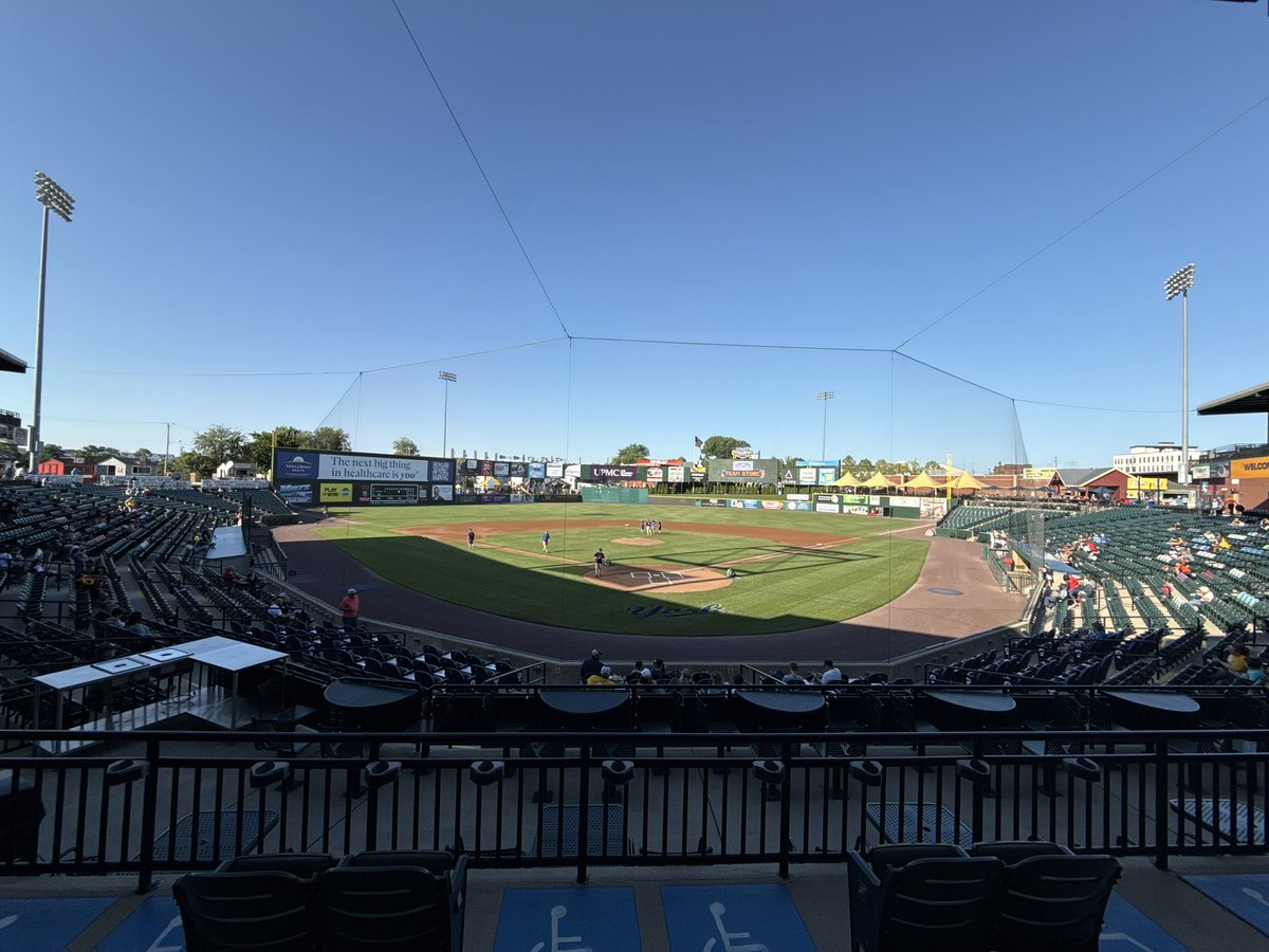 RadioNice_'s tweet photo. We are fired up for a big three games here at WellSpan Park. Let’s see what the ‘cars can get after on Dugout TV on HTN https://t.co/I52ARhMsxo