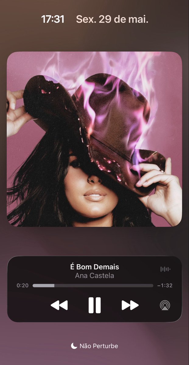 MidiasCastela's tweet photo. Oie! Bora começar a nossa ação só para os biscoiteiros dessa rede? 🔥 Capricha na foto e posta com um print da sua música favorita do novo álbum usando a tag #FireShot 💞 https://t.co/pefMhRw3bH