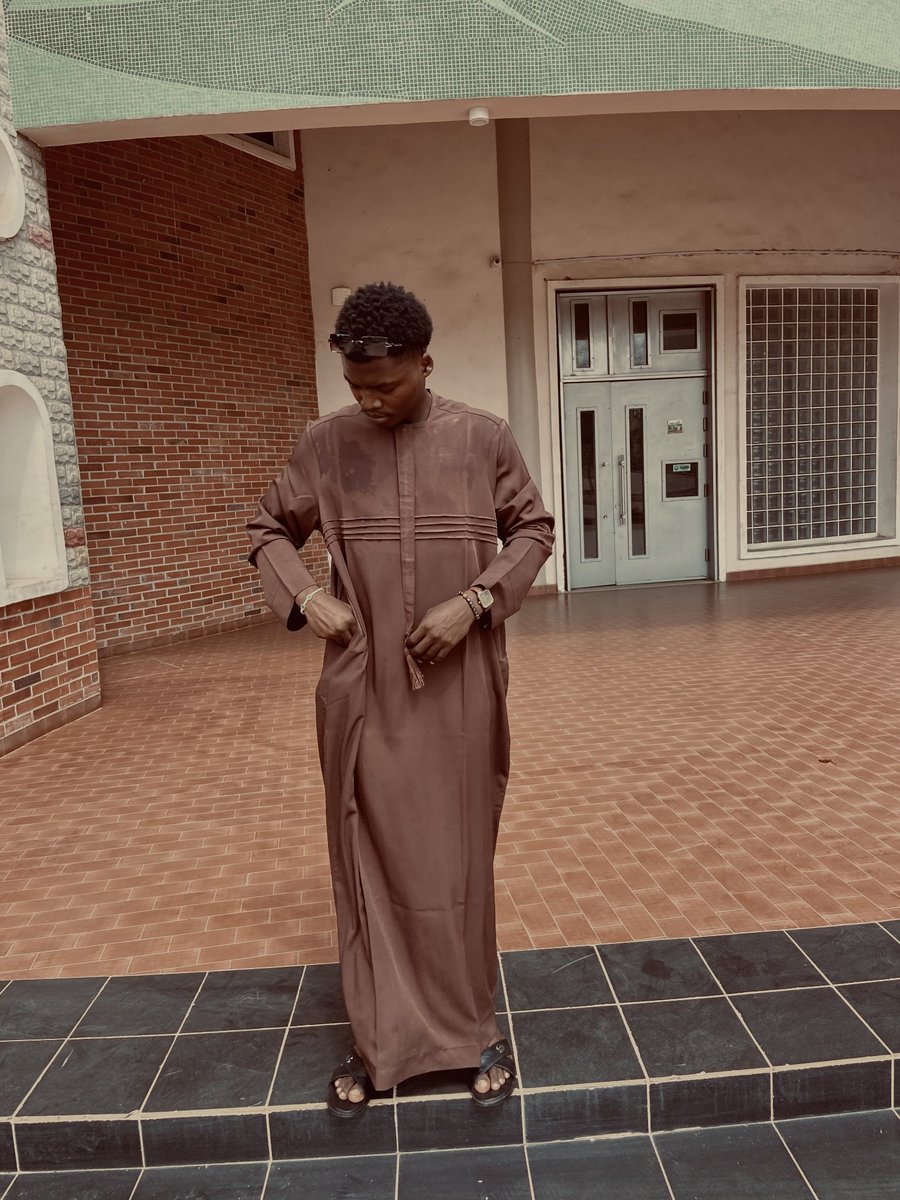 Aim395's tweet photo. First post on here… don’t scroll too fast 🤎🫶

#ileya  
#EidMübarek 
#FitCheck
#JalabiyaStyle 
#StreetStyle
#MensFashion https://t.co/w2lW47E63r