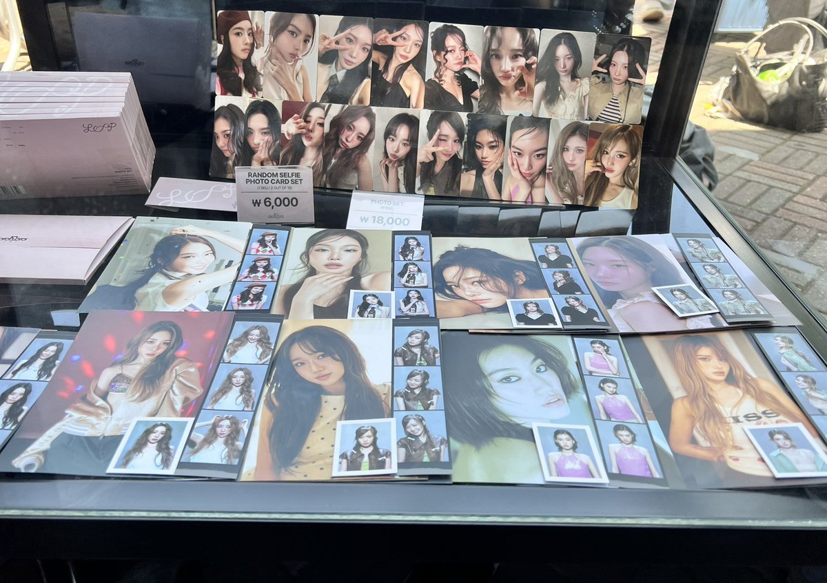 kitsuyeons's tweet photo. Up
Siparisi haziran 10 gibi girecegiz
Asagida random selfie set ve photo setleri gorebilirsiniz. Photo set icin uye secimi var, selfieler icin sorting olacak.
Keyring icin hala yerim var
@ioisatis @ioisatistr https://t.co/7WfIqJqxH6