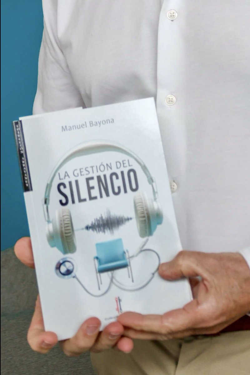 manbayona's tweet photo. Hoy #MiTecho es el @AytoGijon compartiendo las palabras de su alcaldesa @CarmenMoriyon en la presentación del libro #LaGestionDelSilencio

"Detrás de cada consulta, hospital y servicio sanitario hay profesionales que sostienen nuestro sistema con compromiso, vocación y humanidad" https://t.co/TcO7n1BcbL