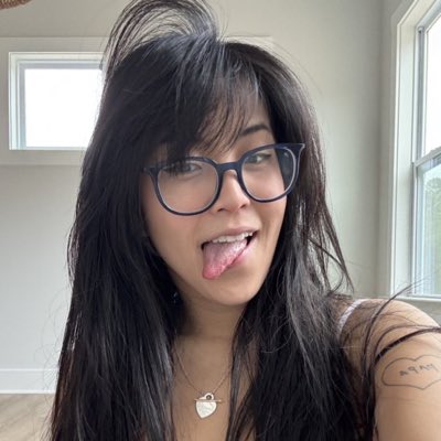 charlotte duane tweet media