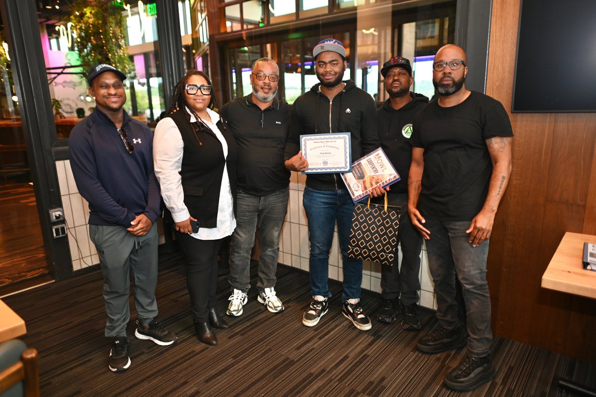 ACM_DC's tweet photo. We congratulate our graduates who celebrated the completion of the VOLT Program at ACM along with our partners the DYRS cohort was a success! DC Youth learned skills of the trades like carpentry, and plumbing.
thank you (HOWL), and Christopher Plummer of A1 Finishers👏👏
#DMV https://t.co/QjABvQRDKc