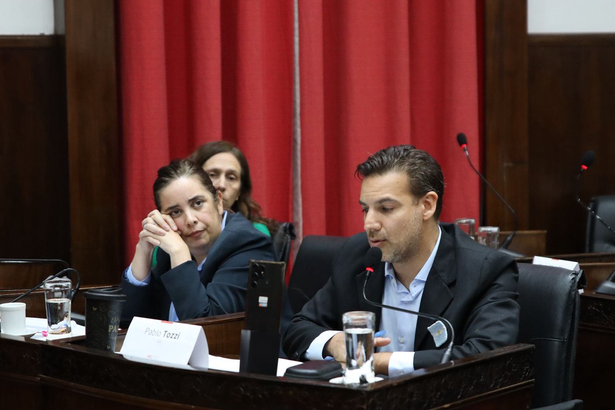 hcd_moron's tweet photo. Rendición de Cuentas 2025

El Honorable Concejo Deliberante de Morón llevó adelante la sesión destinada al tratamiento de la Rendición de Cuentas correspondiente al ejercicio 2025, en cumplimiento de la Ley Orgánica de las Municipalidades. https://t.co/LPA2kCEBvm