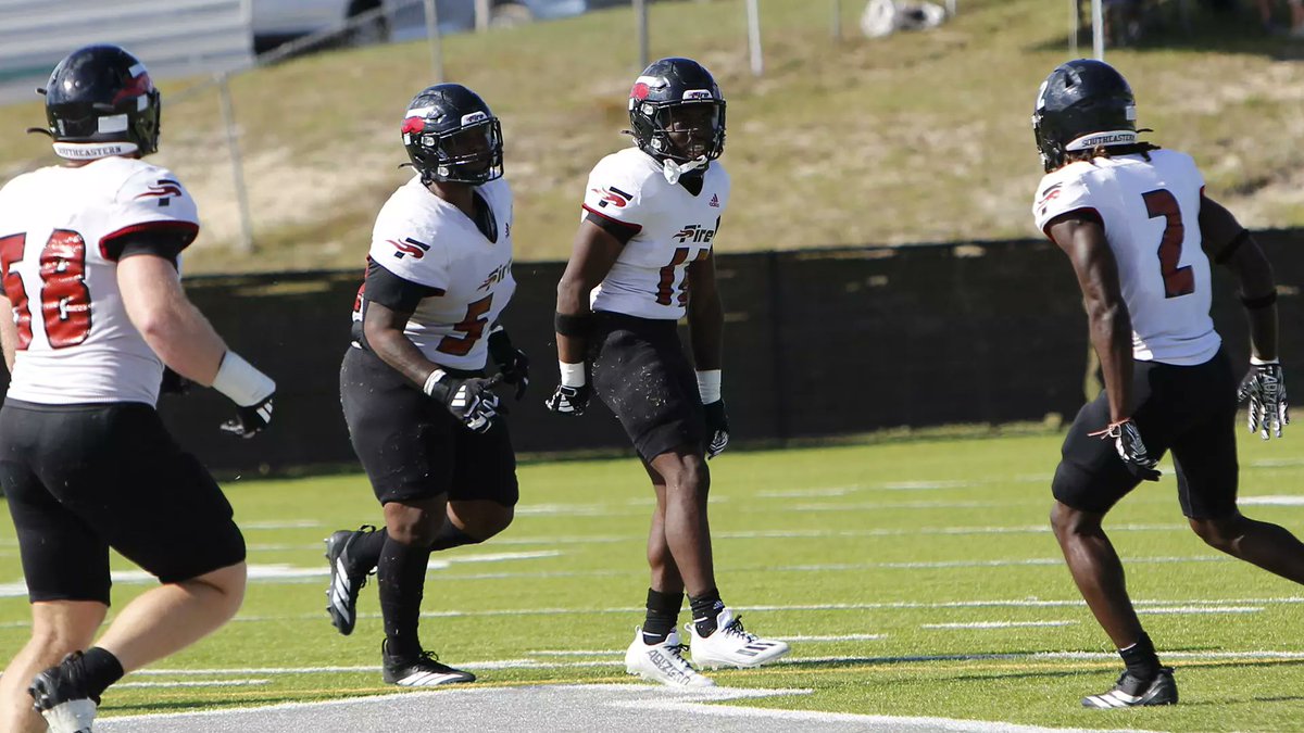 CoachJOdaffer's tweet photo. Go Fire!

Uniform Combo # 6⃣

⚪️ on ⚫️

#ThruTheFire
#TheFireRises
#SYATT
#FAETW
@SEUFireFootball https://t.co/jZHy8H0FgX