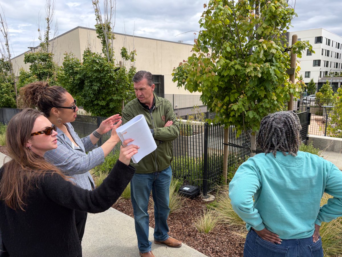 RepKevinMullin's tweet photo. Housing affordability is a major challenge across America, and especially here in the Bay Area. Thank you to the nonprofit @mercyhousing for all you do, and for showing me around your beautiful new affordable housing community and The Hub in Sunnydale, a vibrant community center in San Francisco.
