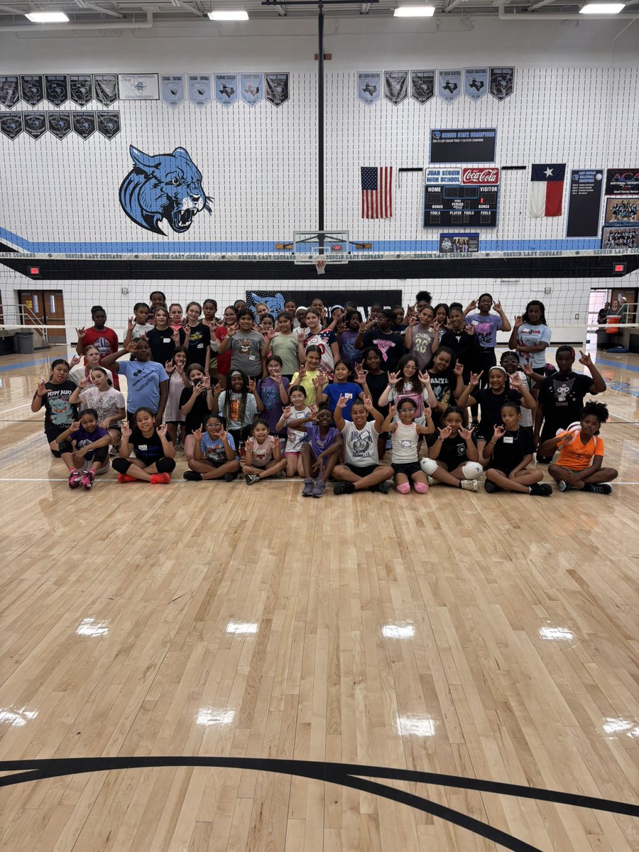 SeguinVball's tweet photo. And that’s a wrap! 2 full days of fun, volleyball, new friendships, and competition! We loved every minute of it!!! Thanks to all of our campers and parents for hanging with us! @JuanSeguinHS @Seguin_cougars https://t.co/HNGUu2bssg