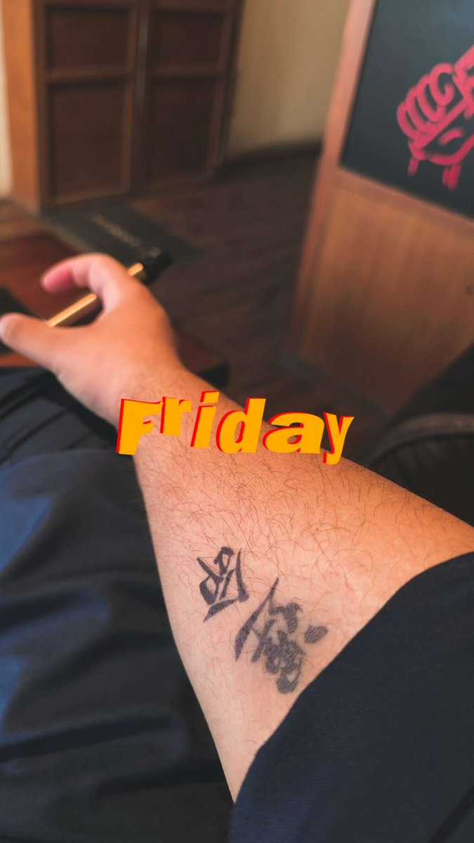 Mustafaislost's tweet photo. Eid? 📈⚜️ https://t.co/1u2kVGjMI3