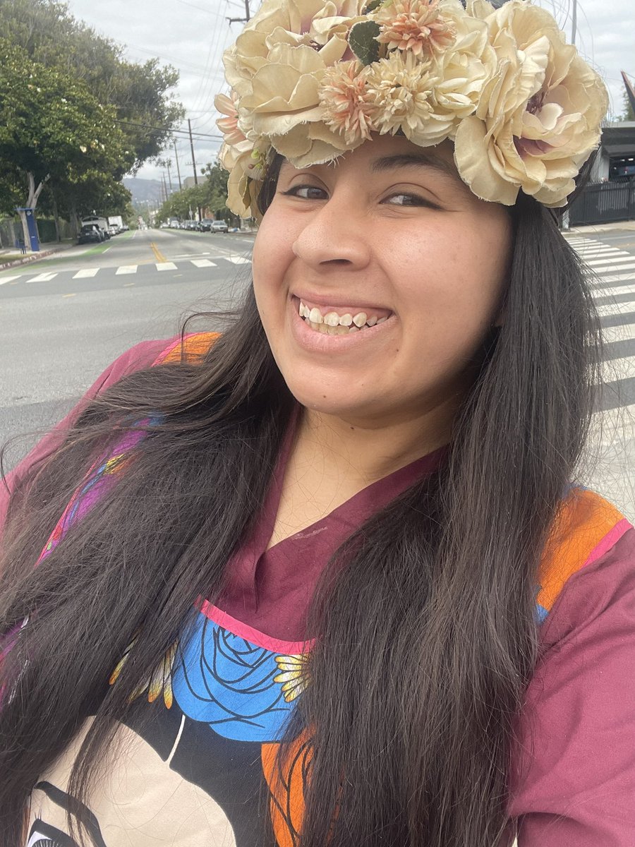 FlowerNewsQueen's tweet photo. Still TIRED (but getting my blood results back next week explaining why my thyroid levels are low)… and I got 340 hours out of 400 hours for my nail tech license 😭👏🏽💕

And still collecting W’s in the chat like @abc7danny 😎💕 https://t.co/lCiGFiCfhJ
