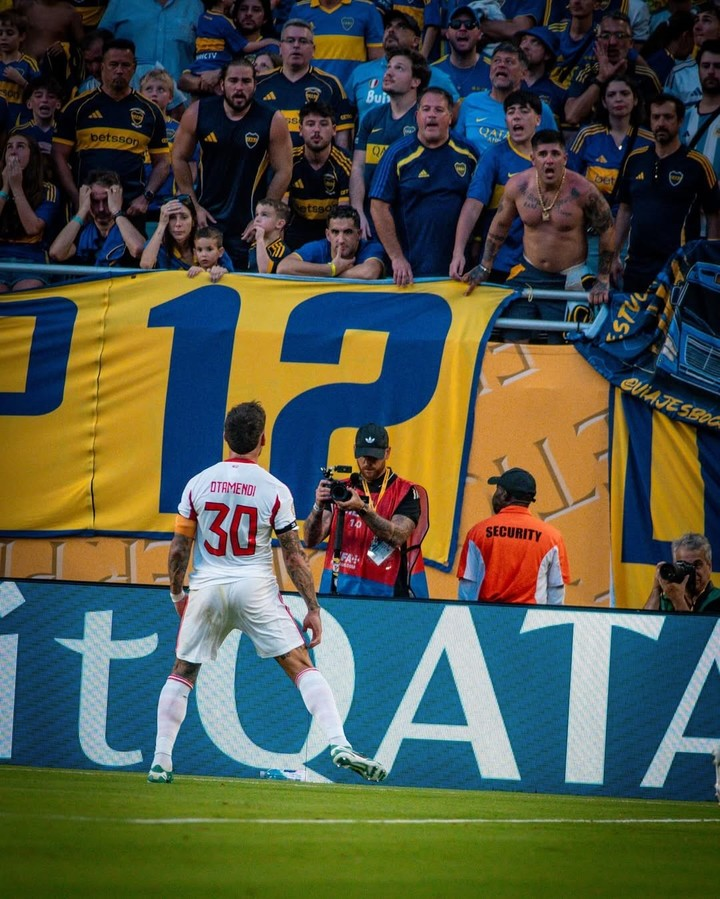 GerCarp35's tweet photo. ¡Bienvenido a River, Mariscal! 🫡

Llegó el futuro capitán de River, señores. Se suma un nuevo campeón del mundo. Jerarquía. https://t.co/jLKFO5Lm2d