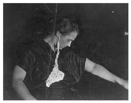 markrussellbell's tweet photo. A Metaphysical Articles noncommercial blog article about medium Margery Crandon (1888-1941) is "A Medium Whose Work was 'Beyond Belief' Among People Ignorant about Spiritualism" at https://t.co/BA2Dcfujas.