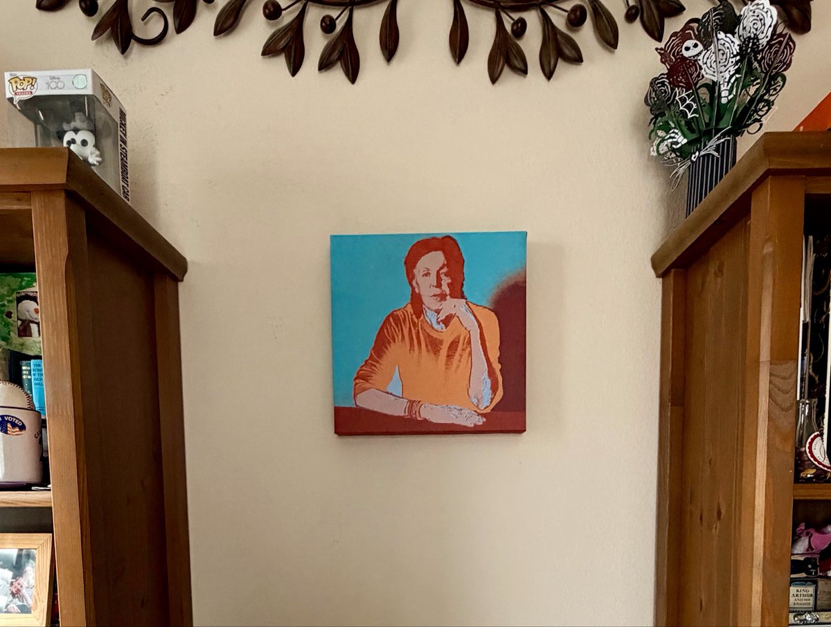 NicoleBdorf's tweet photo. OMG WE WON THE PAUL MCCARTNEY EXCLUSIVE CANVAS PRINT @ the album release party today 🥹😭🫶🙌 #stoked

#cantbelieveit #boysofdungeonlane #new #album #music #raffle #prize #weneverwinanything #beatles #thanks

📸: me https://t.co/Tc4ArYImEP